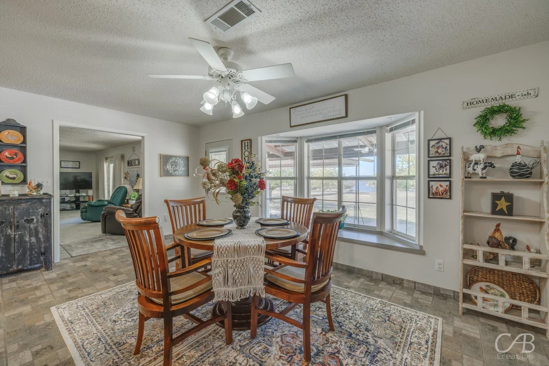 Photo of 155 Lakeview Drive