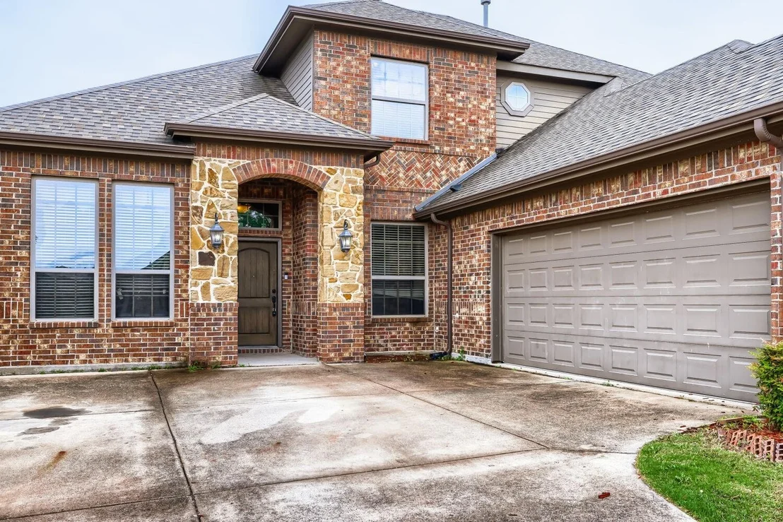Photo of 126 Fox Hollow Boulevard