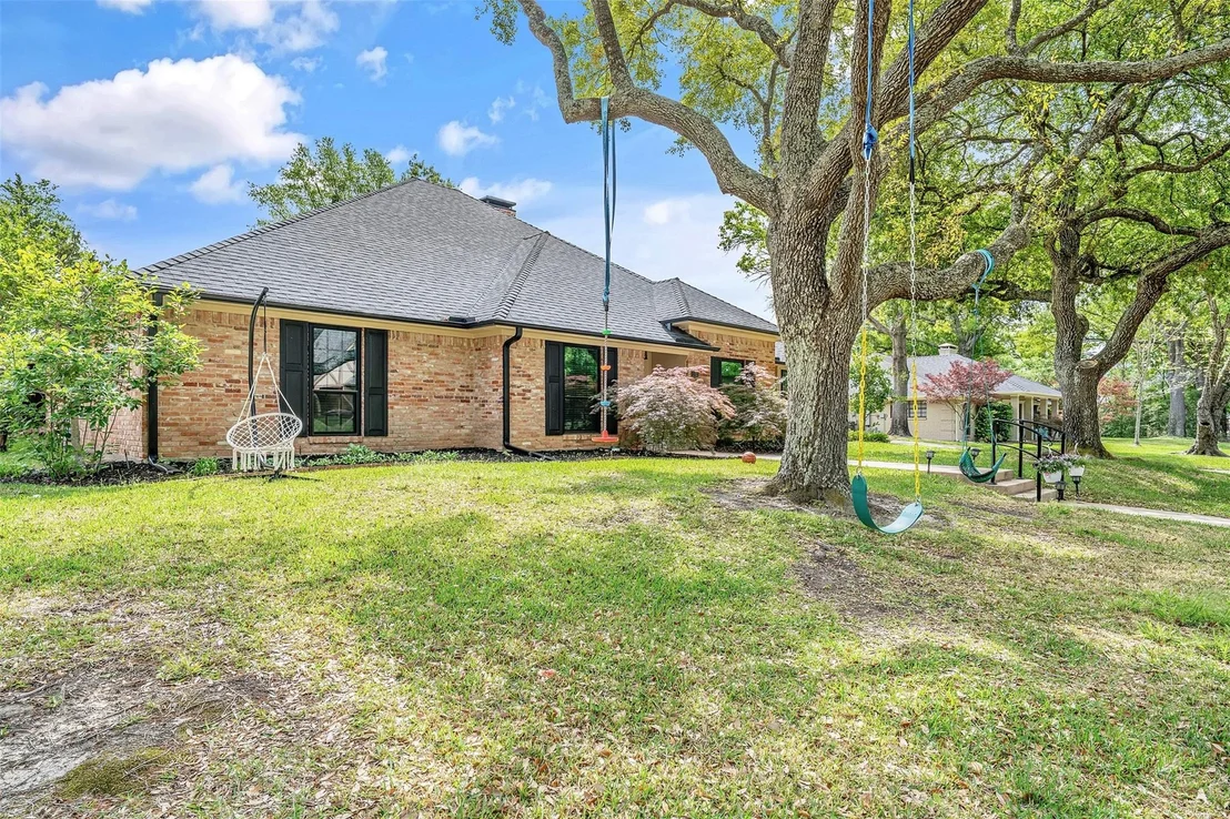 Photo of 3912 Allendale