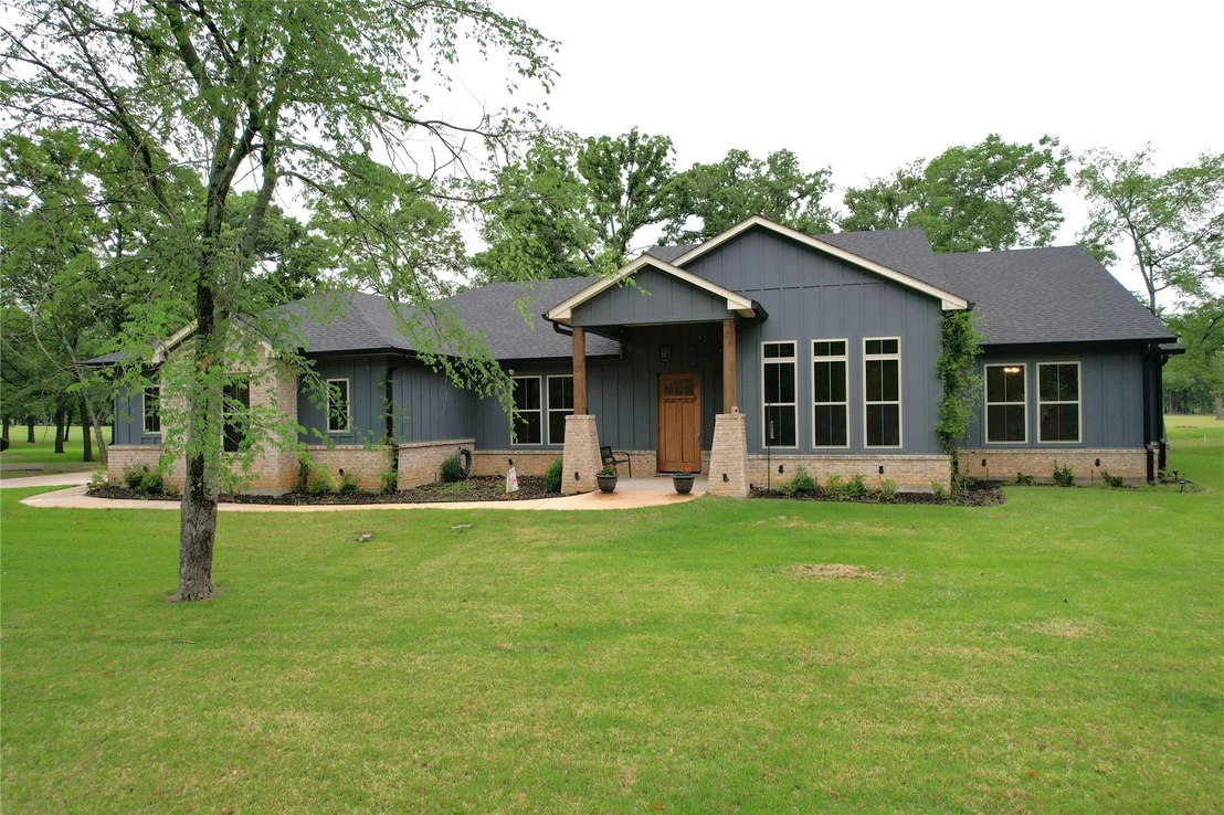 Photo of 297 Private Road 5982