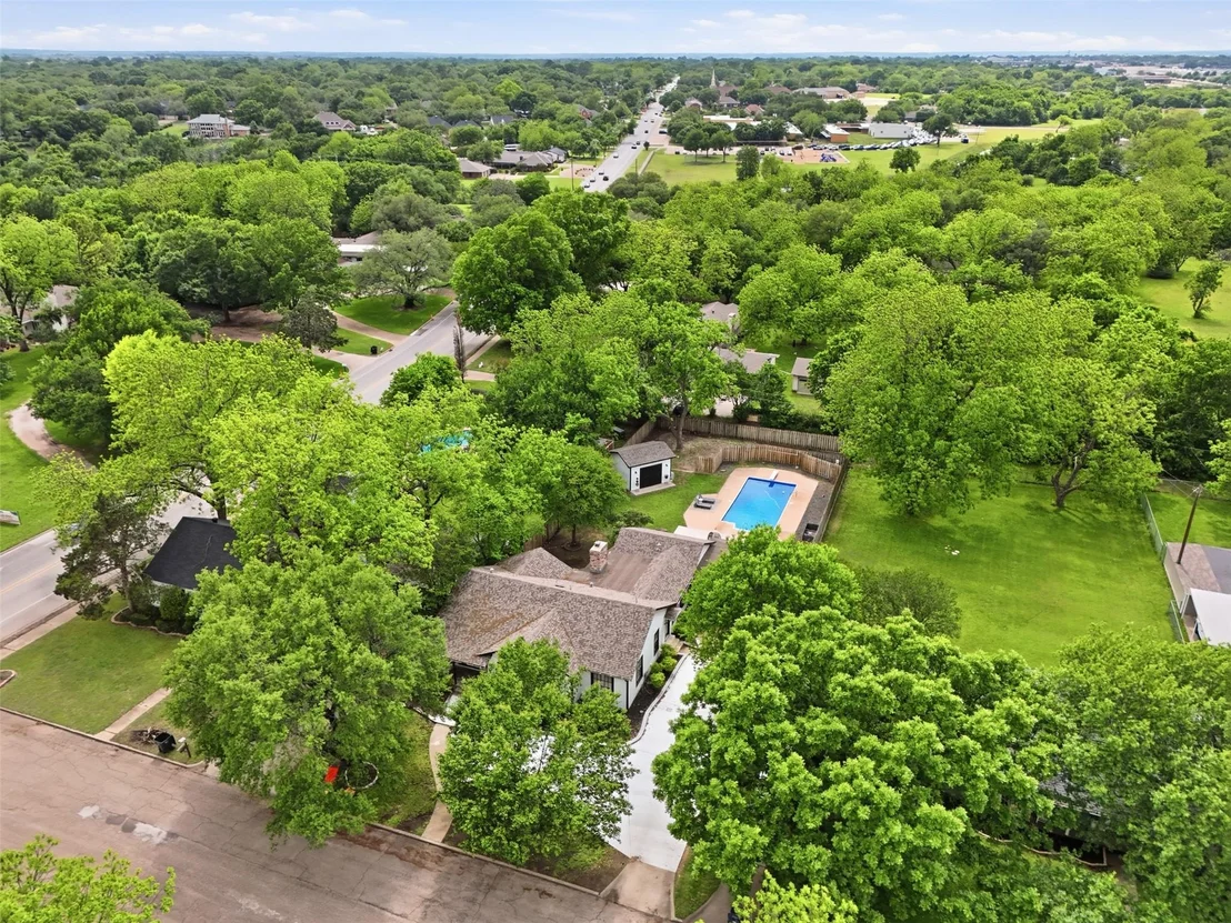 Photo of 216 Sunset Drive