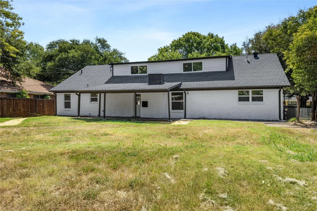 Photo of 5748 Wimbleton Way