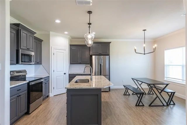 Photo of 7556 Lake Ridge Parkway