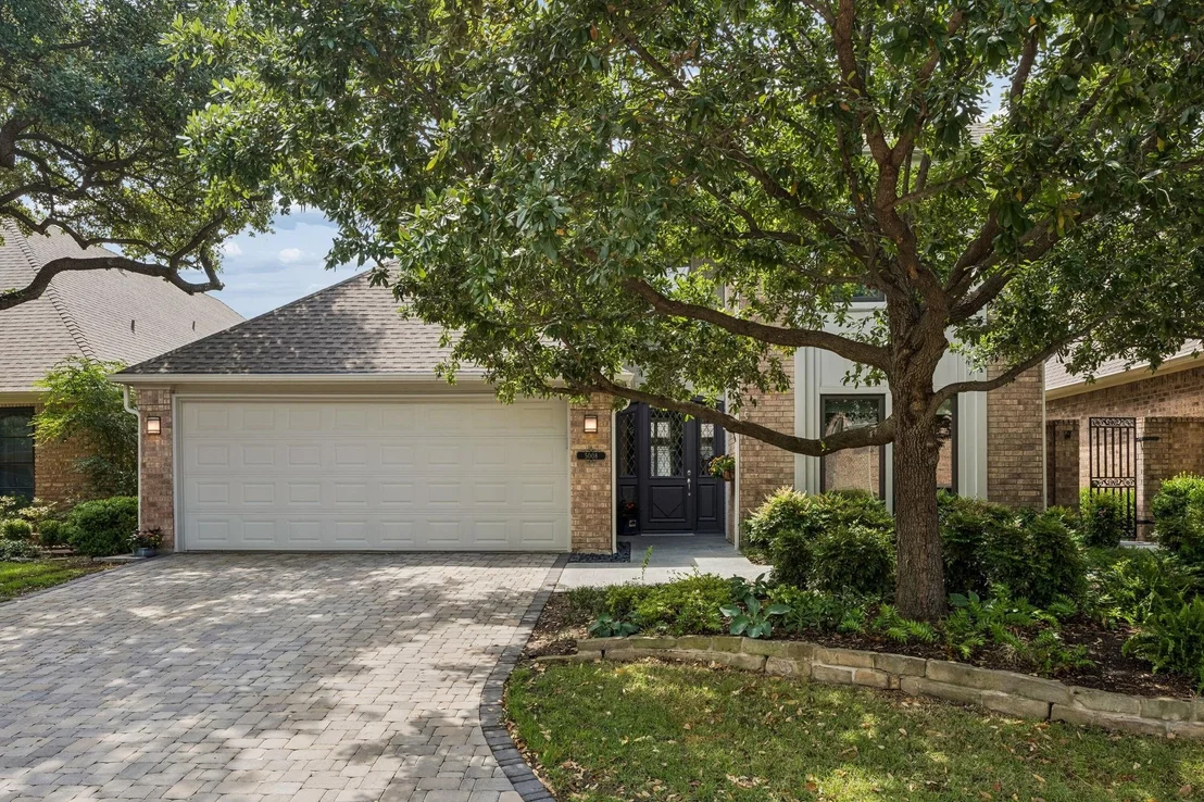 Photo of 5008 Briar Tree Drive