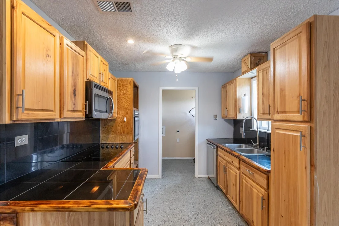 Photo of 1714 Locksley Court