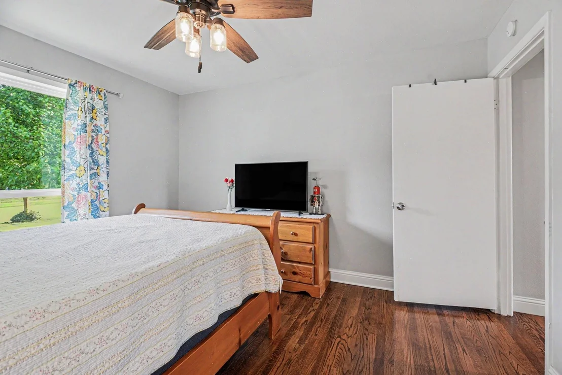 Photo of 1653 Murray Drive