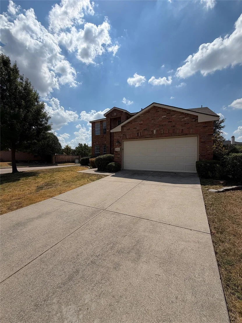Photo of 2220 Sumac Drive