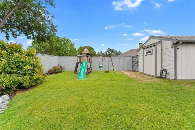 Photo of 2109 Parkhaven Drive