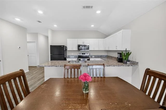 Photo of 901 E 3rd Street