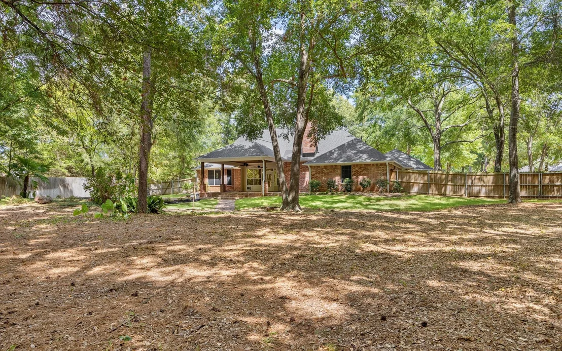 Photo of 17820 Oak Forest Drive