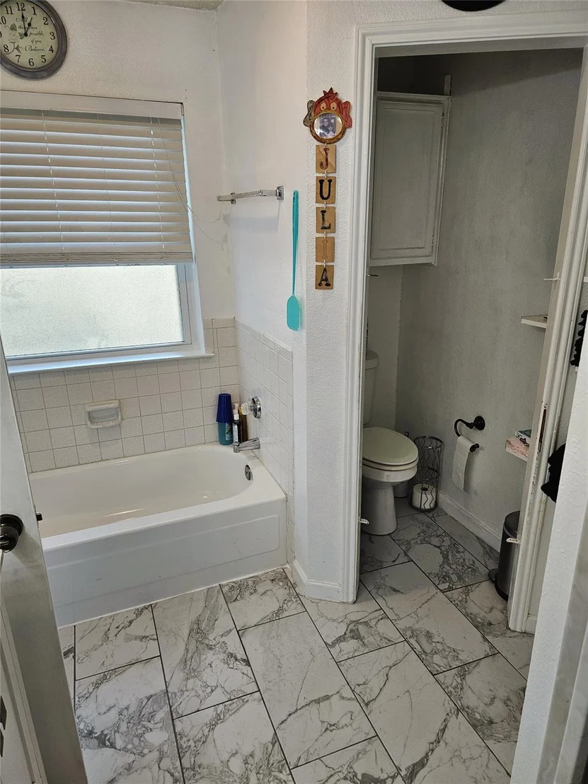 Photo of 5118 Brookview Circle