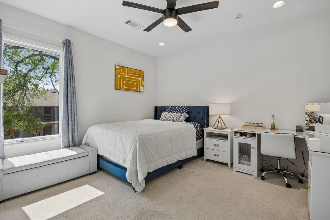 Photo of 4437 Grassmere Lane