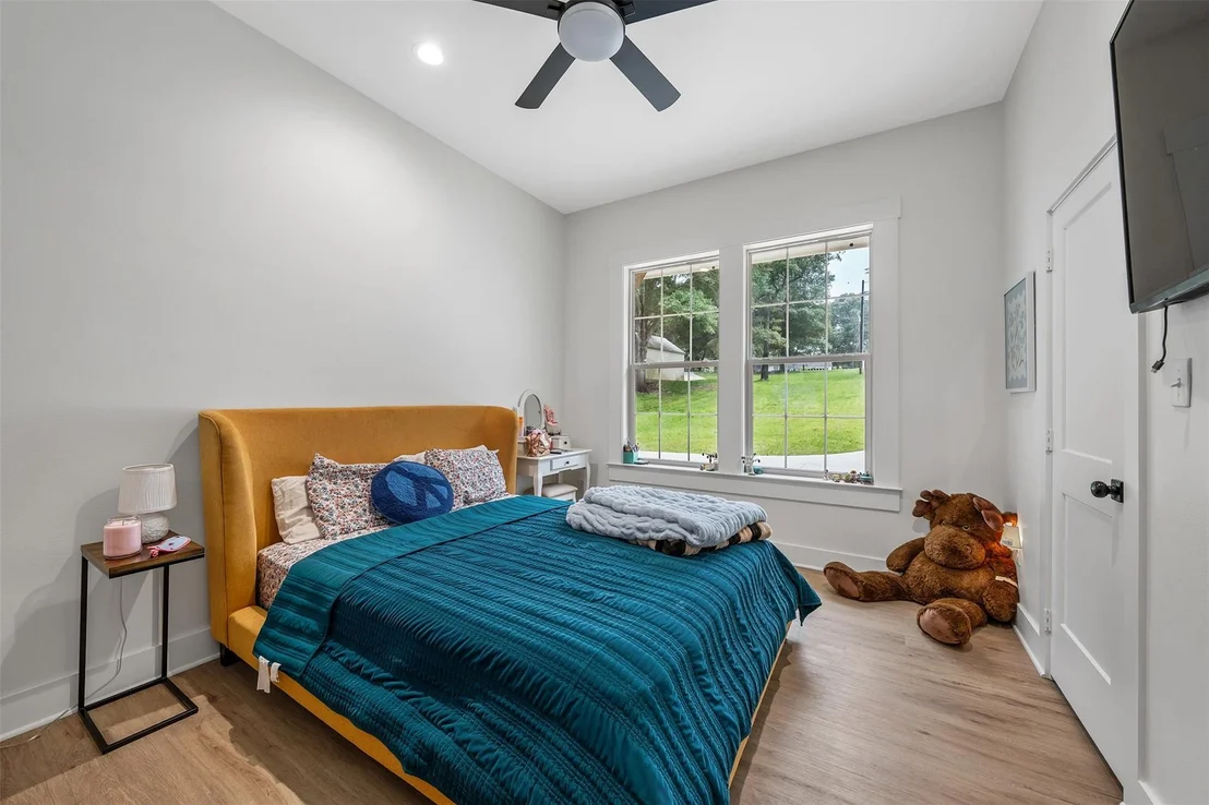 Photo of 16837 Wilson