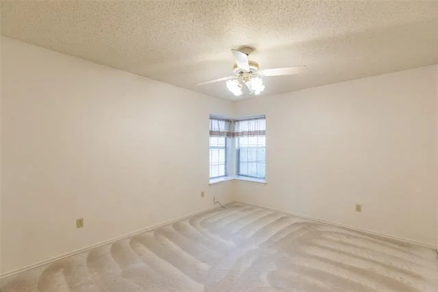 Photo of 6426 Inverrary Drive