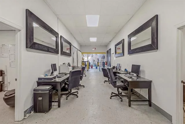 Photo of Unit A at 1024 Us-377