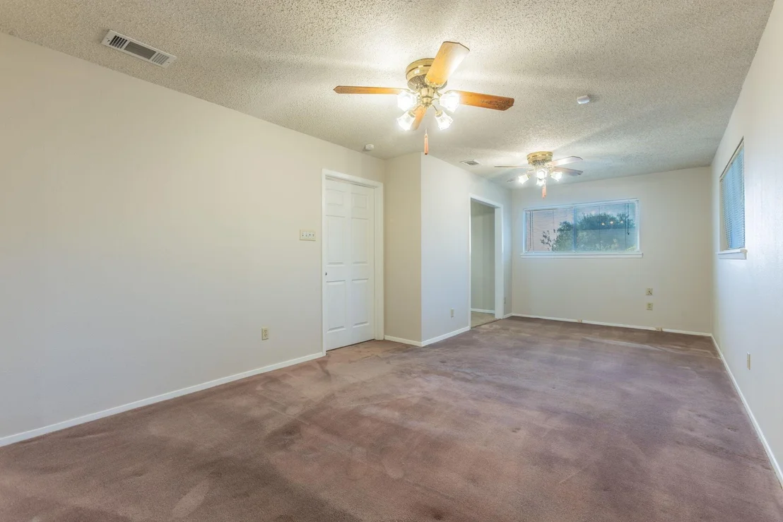 Photo of 5406 Hawthorne Drive