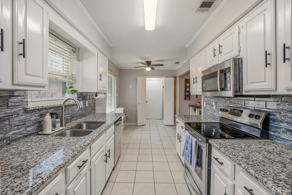 Photo of 401 Meadow Ridge Drive