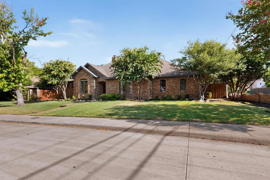 Photo of 7347 Williamswood Drive