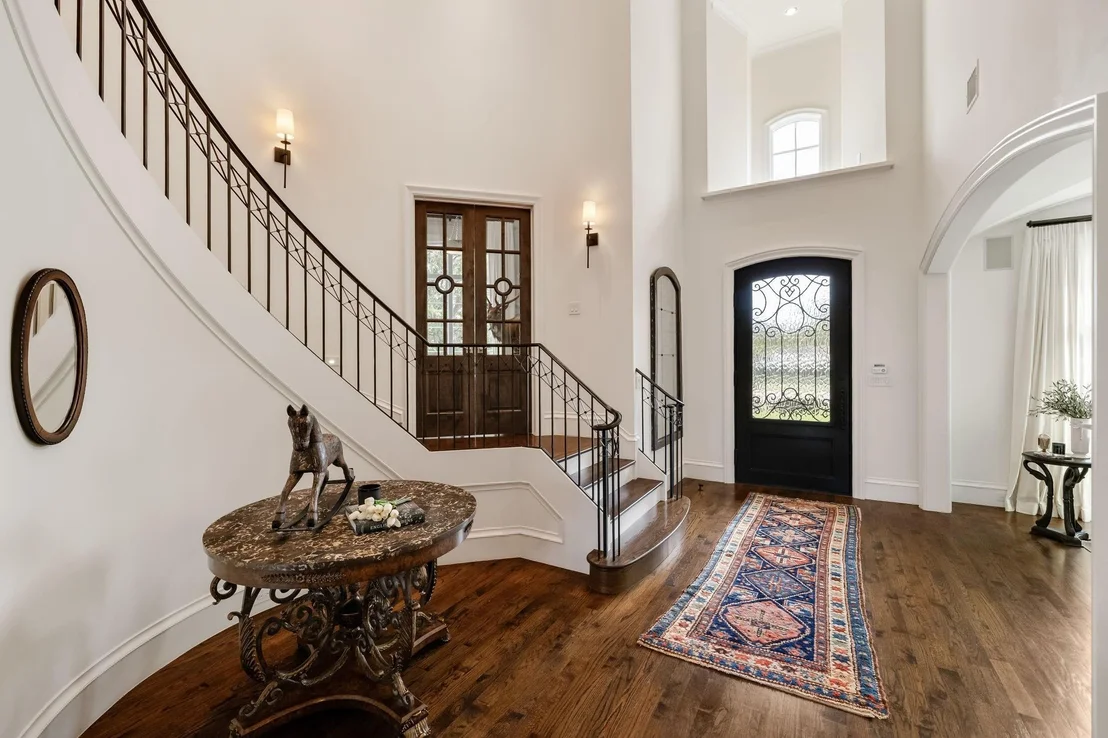 Photo of 4719 Forest Lane