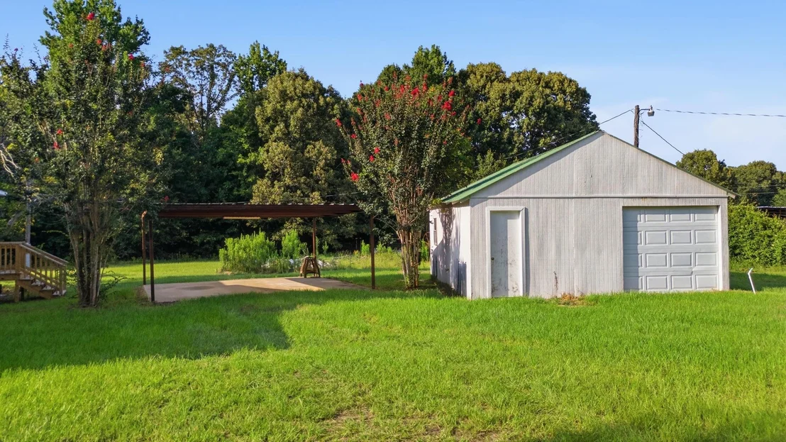 Photo of 1205 County Line Road
