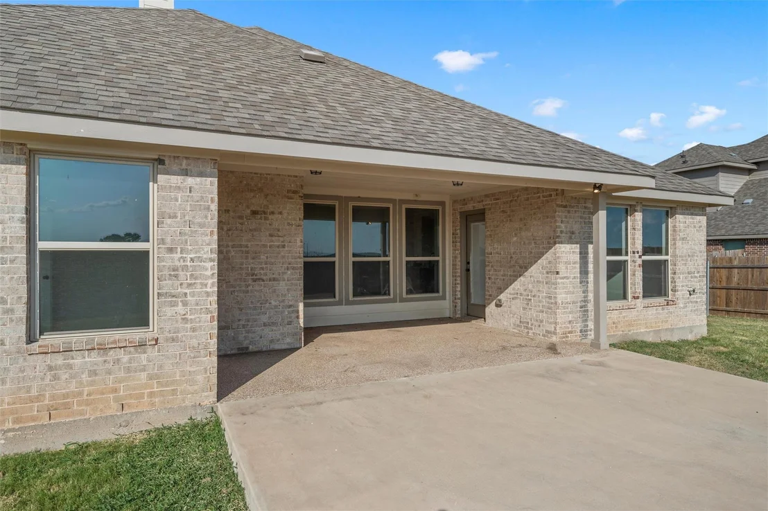 Photo of 336 Oak Meadow Trail