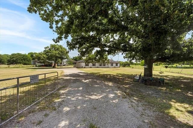 Photo of 5848 County Road 283