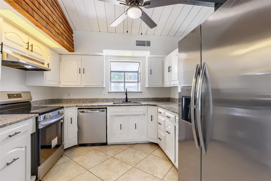 Photo of 741 Greenhaven Drive