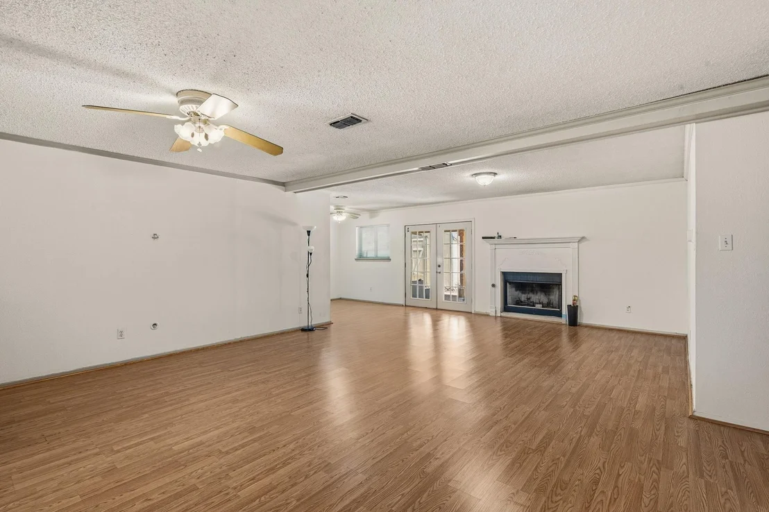 Photo of 419 Buffalo Drive