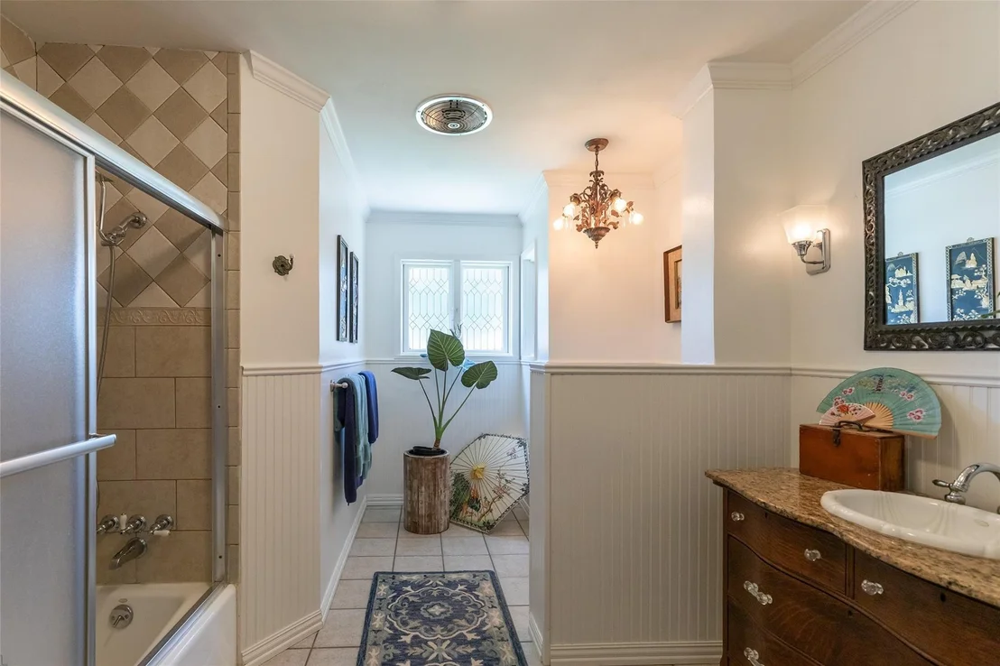 Photo of 1801 Sylvan Drive