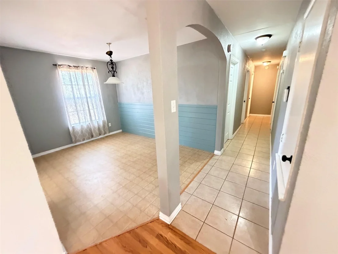 Photo of 1223 Yowell Road
