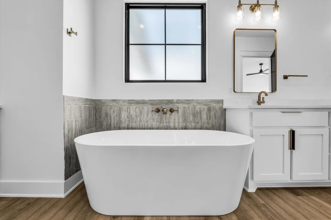 Photo of 611 Willow Moon Ranch