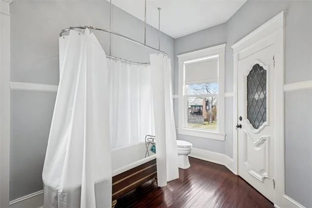 Photo of 705 Griffith Avenue