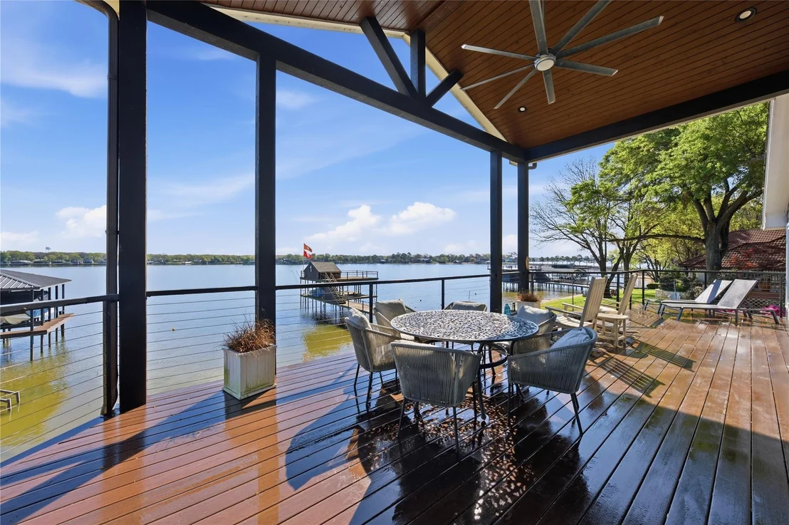 Photo of 648 Enchanted Isles Drive