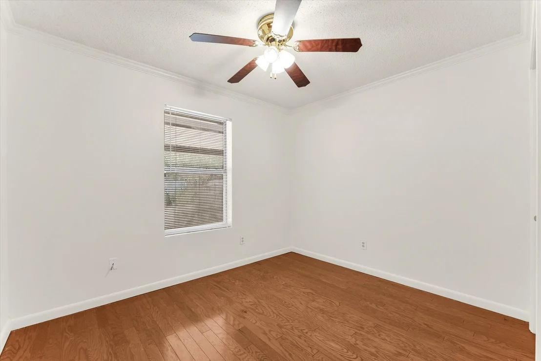 Photo of 4626 Lexington Street