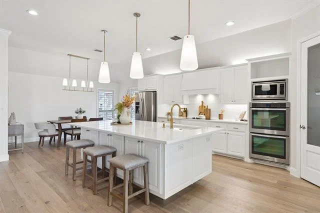 Photo of 5829 Lakeside Drive