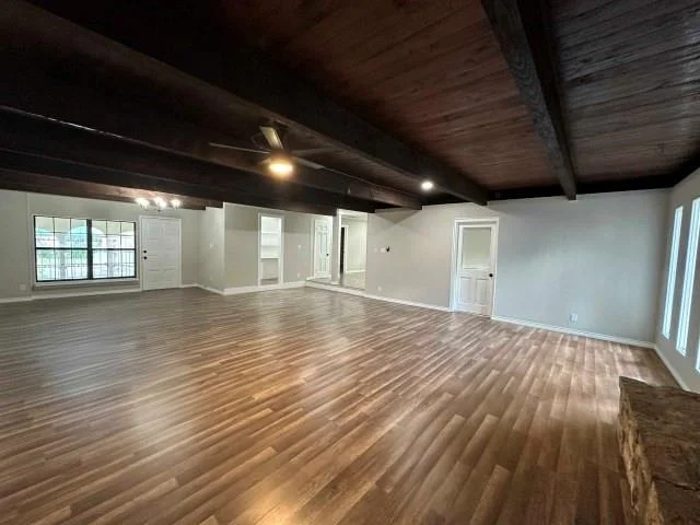 Photo of 302 W Highland Avenue