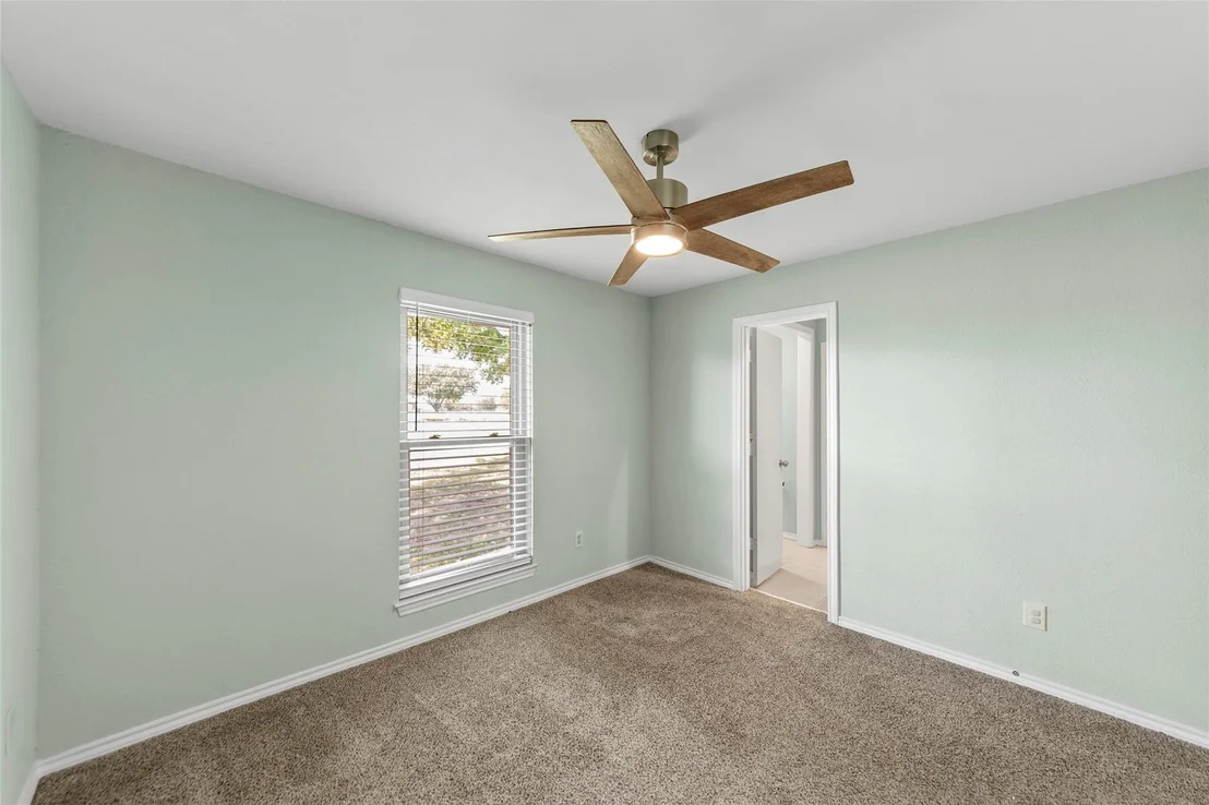 Photo of 16612 Scenic Circle