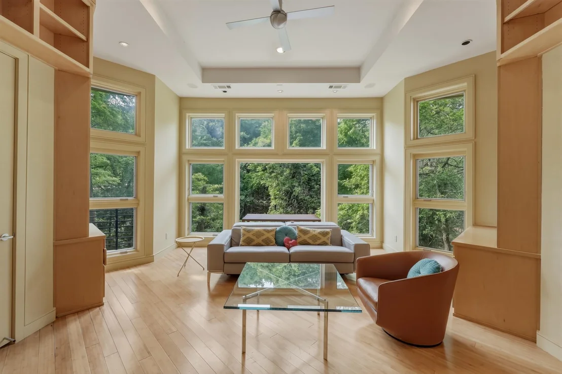 Photo of 2607 Hemingway Drive