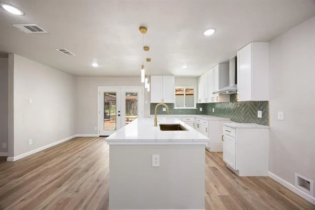 Photo of 4577 Silversprings Drive