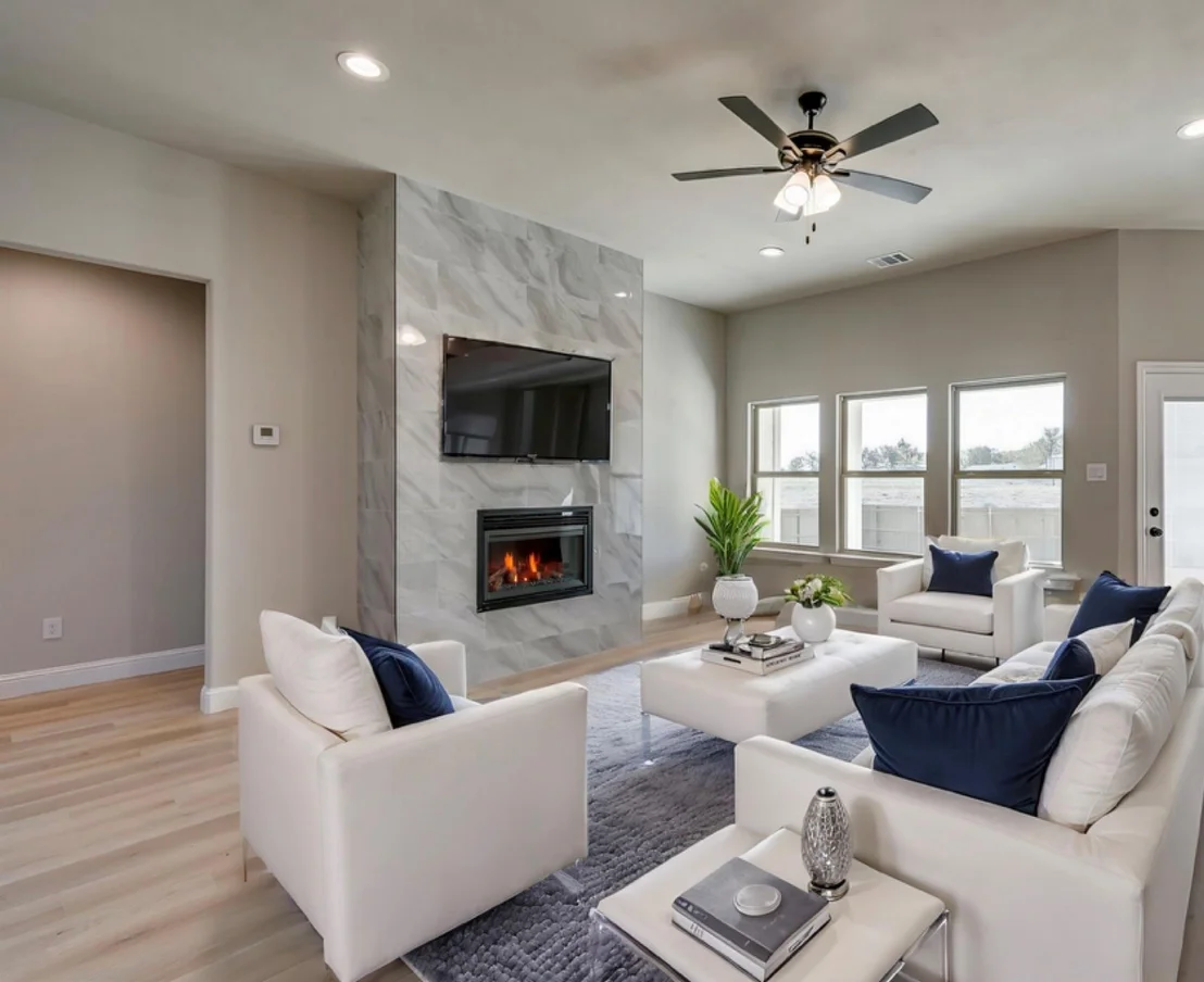 Photo of 350 E Lamar Street