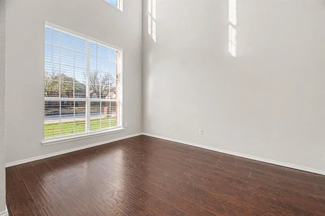 Photo of 1515 Westchase Drive