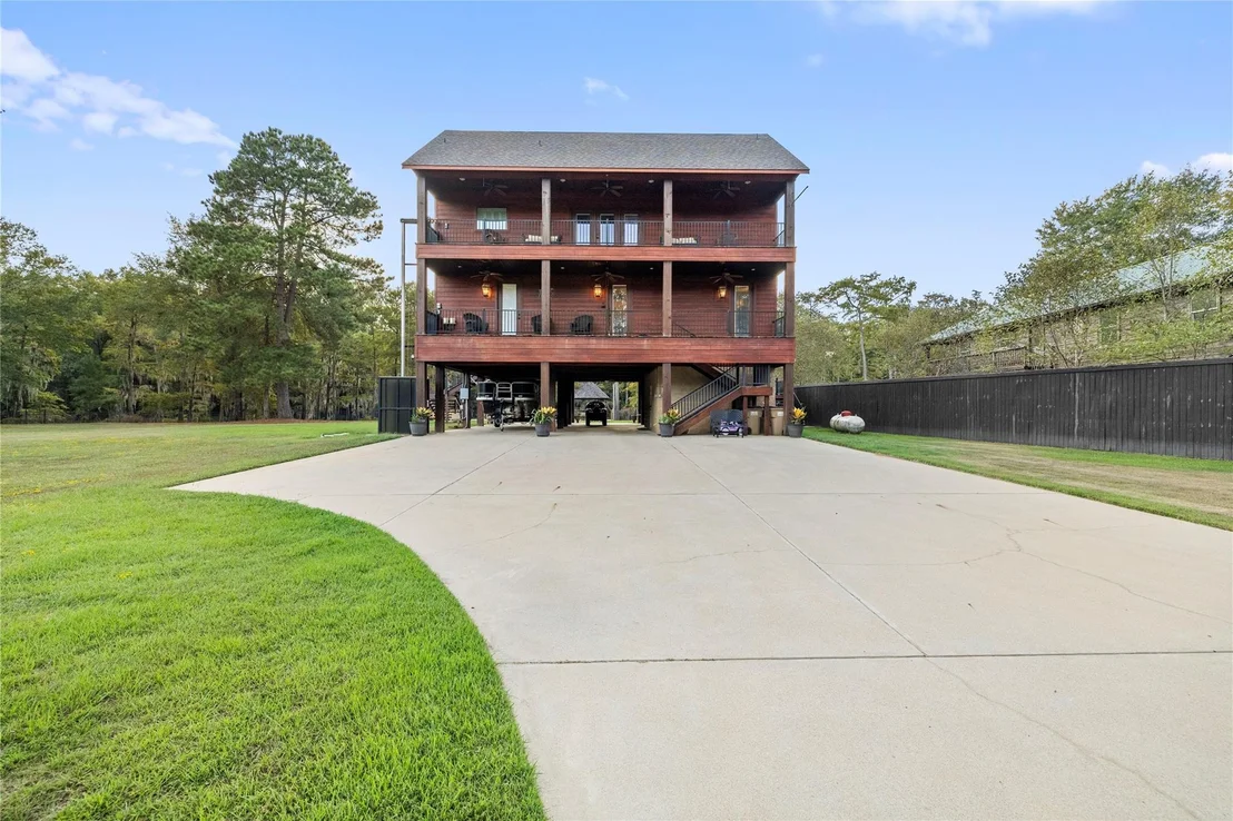 Photo of 742 Private  Road 7219