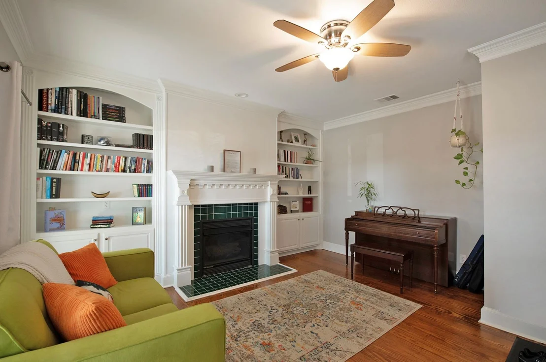 Photo of 405 Chippendale Drive
