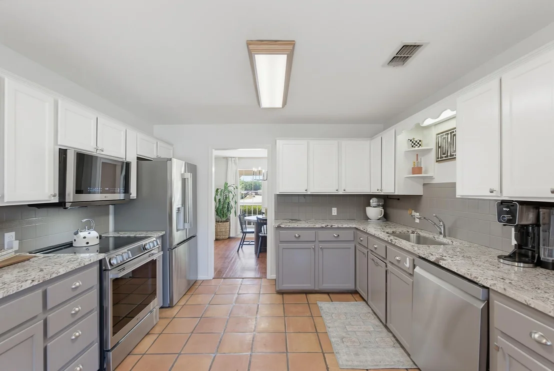 Photo of 1361 Larned Lane