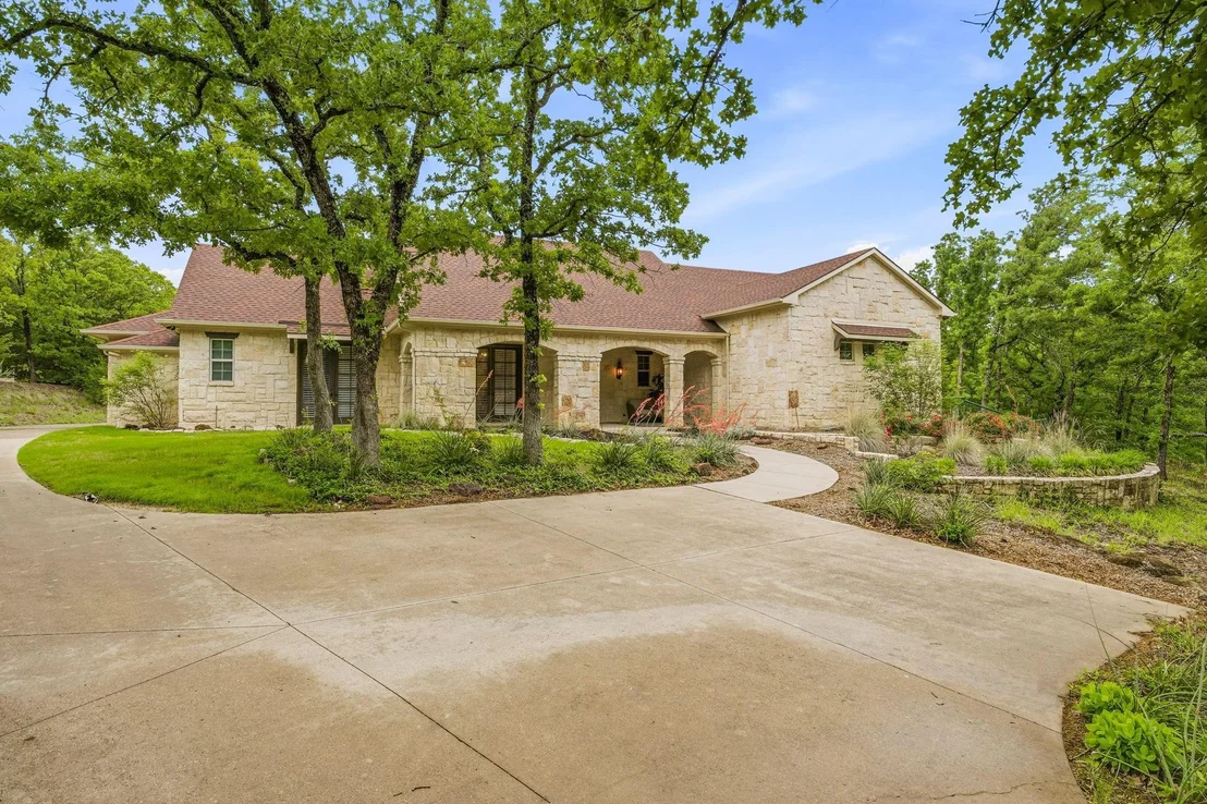 Photo of 6436 Valley Creek