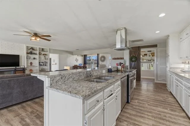Photo of 143 Mohave Drive E
