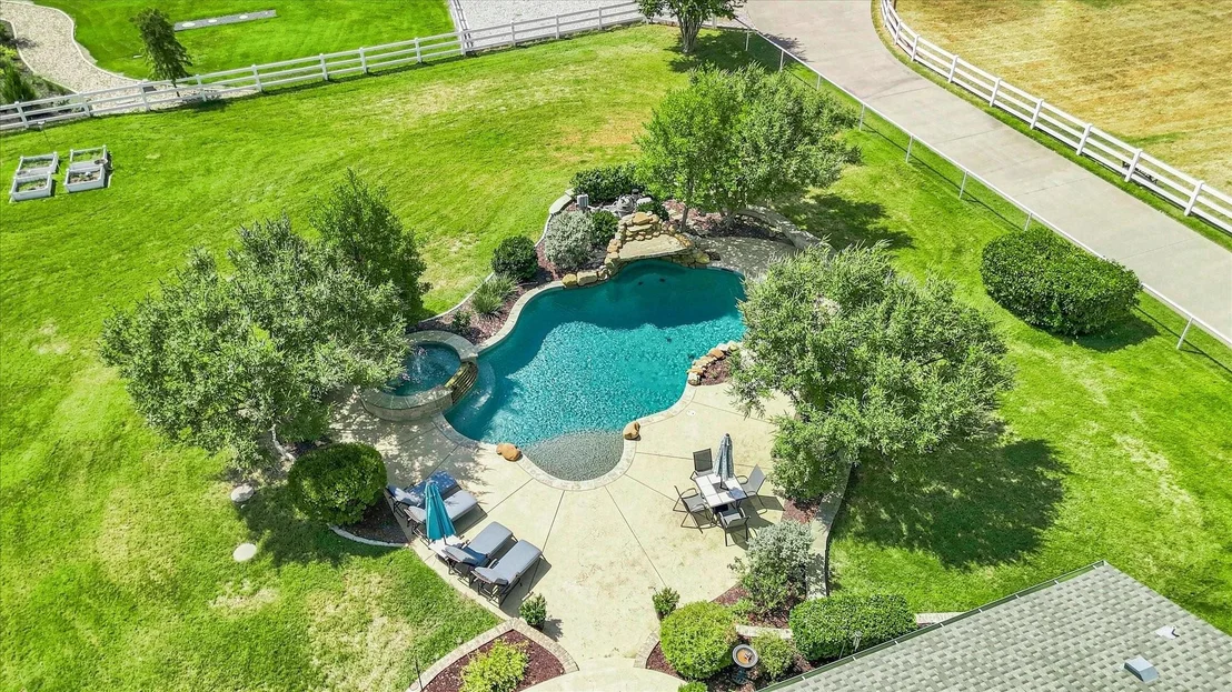Photo of 1228 Robin Drive