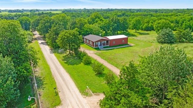 Photo of 1101 County Road 2810