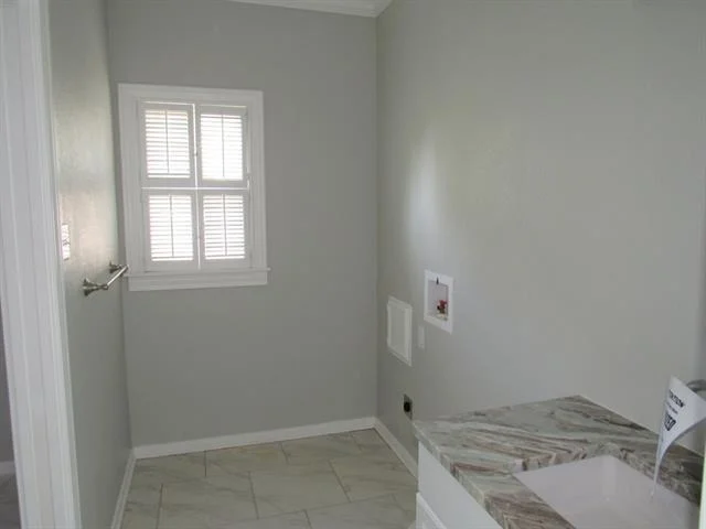 Photo of 3300 Oakridge Lane