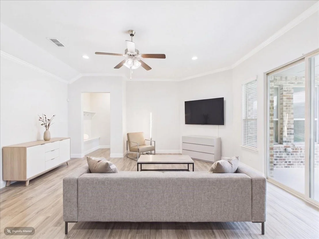 Photo of 916 Boardwalk Way